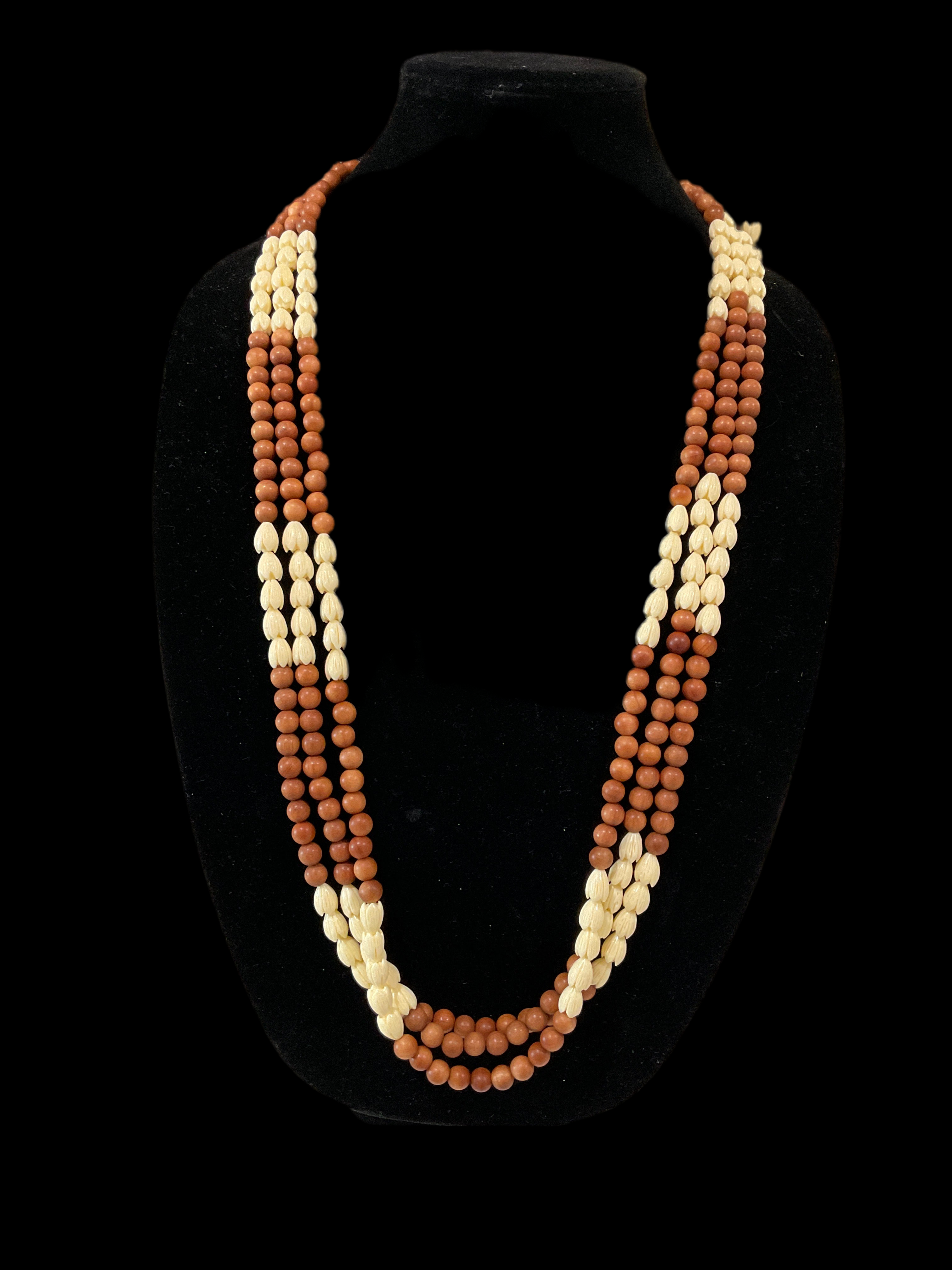 3-Strand Sandalwood and Pikake Lei – Salt Water Heals